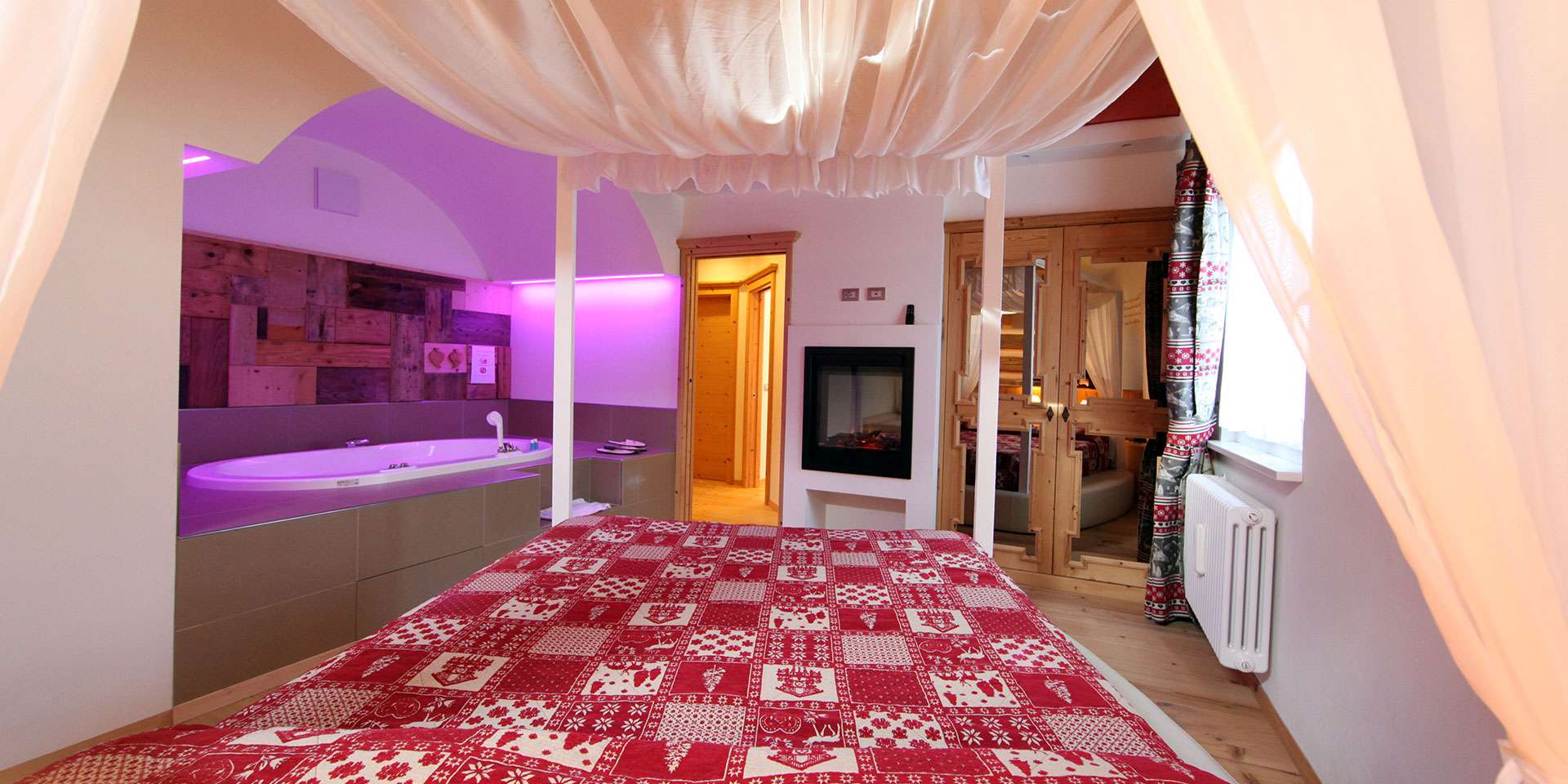 Romantik Suite – Hotel *** S in Pozza di Fassa – Hotel El Pilon